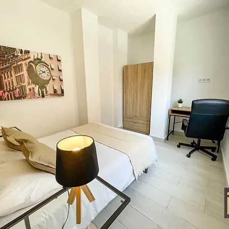 Atarazanas Centro Apartment Malaga Exterior photo